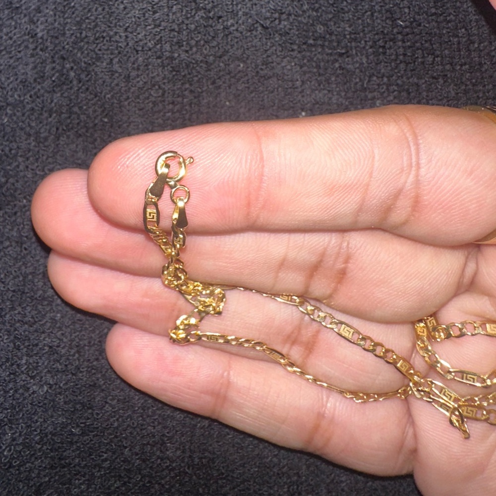 18K Yellow Gold Necklace Chain Figaro